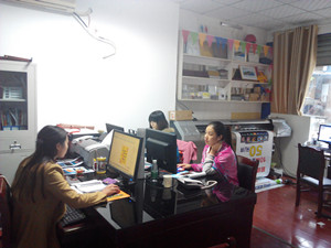 達(dá)州兄弟廣告：廣告業(yè)務(wù)管理軟件-管理易解決公司跑單問(wèn)題